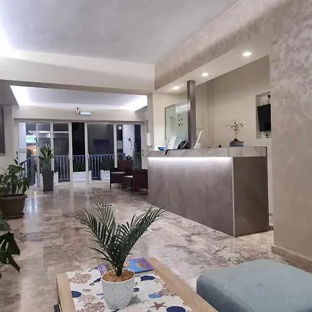 Luis Aparthotel 2*
